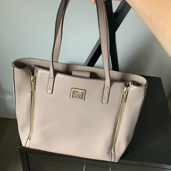 Anne Klein Handbags - Anne Klein Shoulder Bag